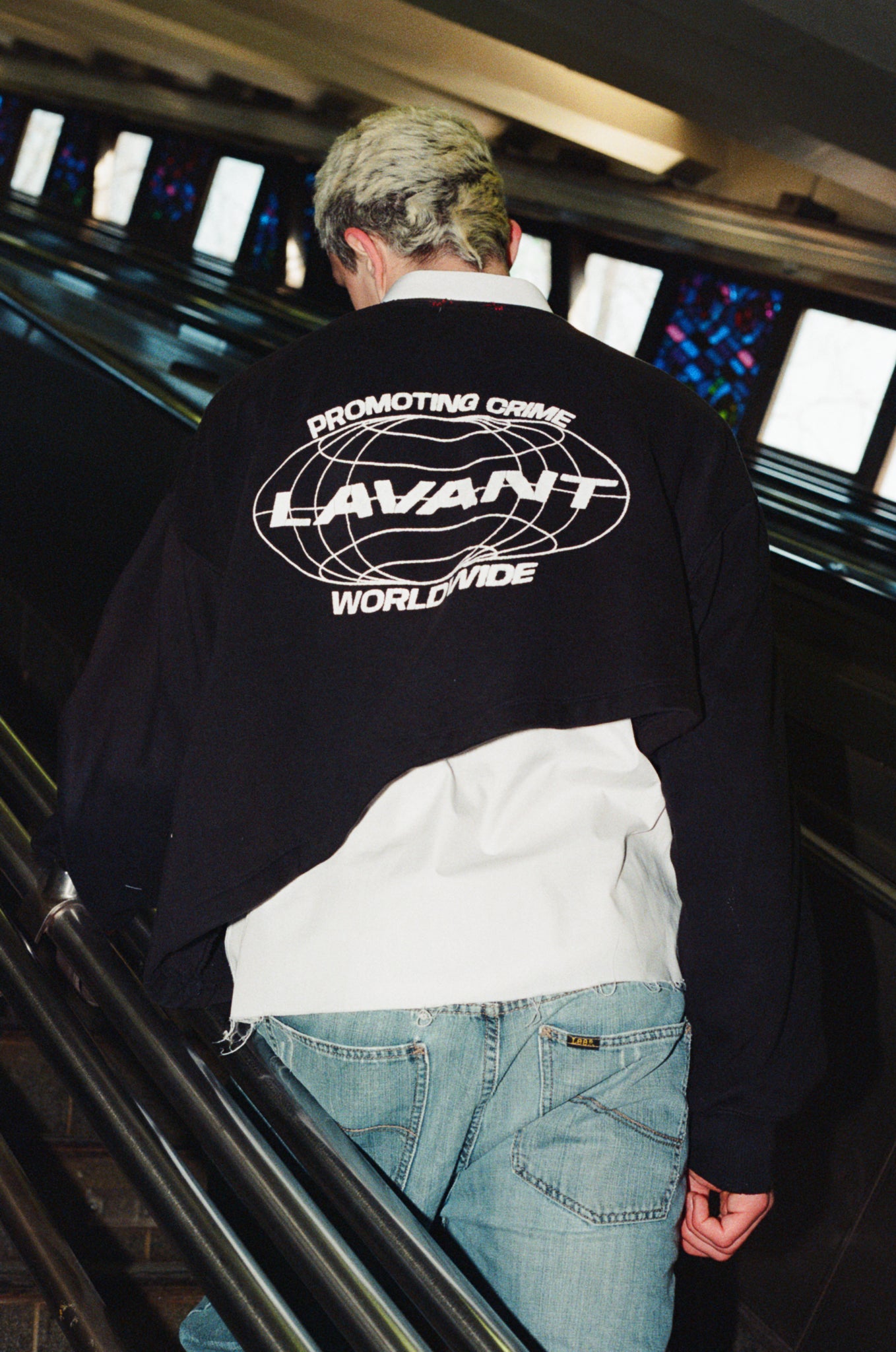 WORLDWIDE SLANT CUT CREW